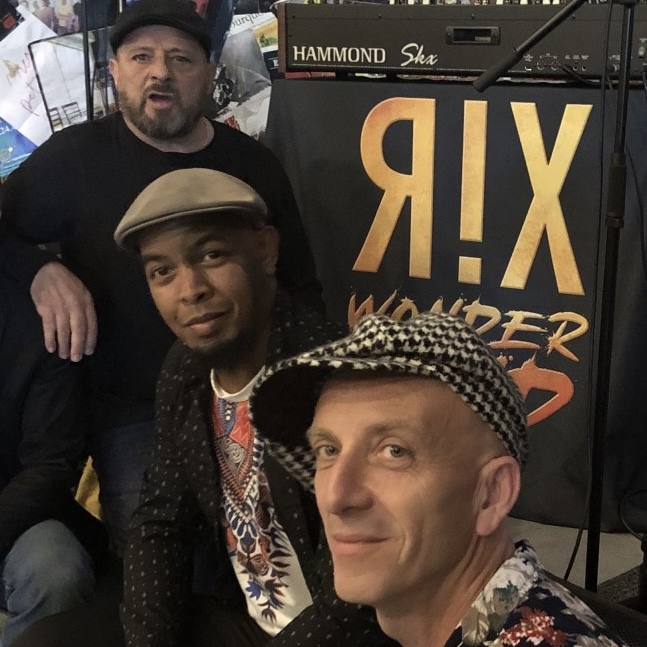 THE RIX'TRIO